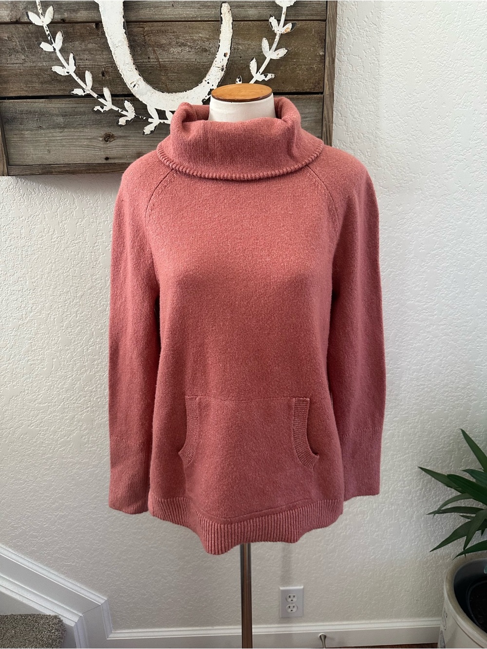 LOFT Women's Cozy Funnel Neck Pullover Sweater -‎ Dusty Rose size M NWOT